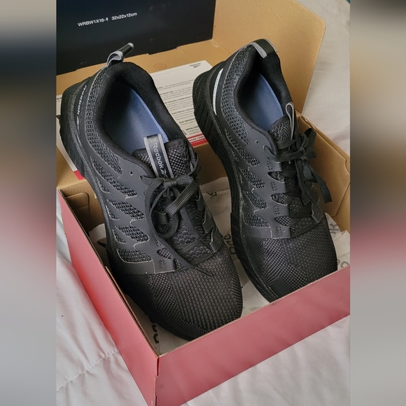 Mens Reebok Work Shoes 8.5 - Picture 6 of 8